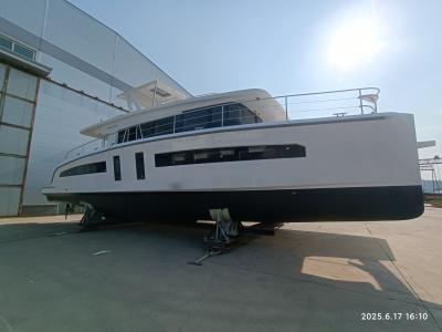 SAILING 55 exterior platform
